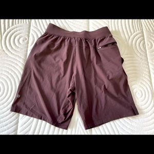 LULULEMON T.H.E Mens shorts linerless 9”